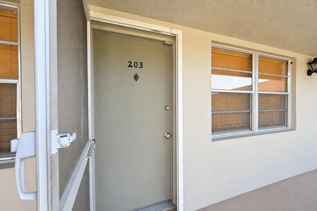 27 Lake Vista Trail #203, Port St. Lucie