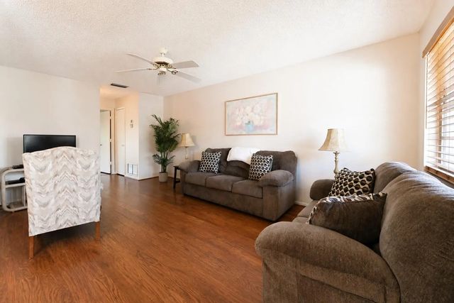 4 of 21 - 27 Lake Vista Trail #203, Port St. Lucie, FL