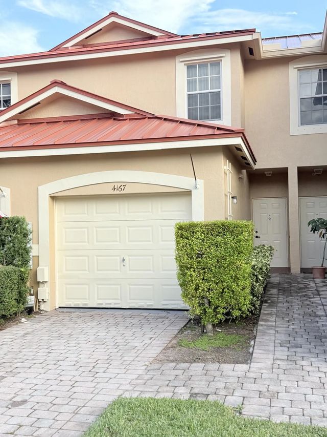 2 of 26 - 4167 Crystal Lake Drive, Deerfield Beach, FL