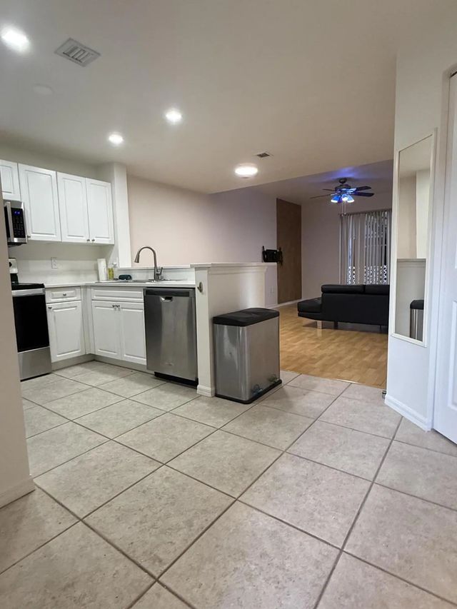 4 of 26 - 4167 Crystal Lake Drive, Deerfield Beach, FL