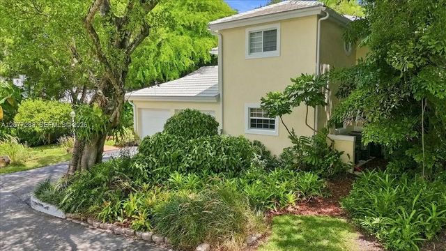 2 of 24 - 6473 Sunset Drive, South Miami, FL