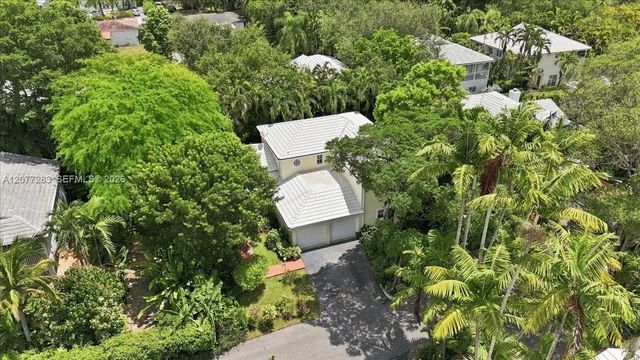3 of 24 - 6473 Sunset Drive, South Miami, FL