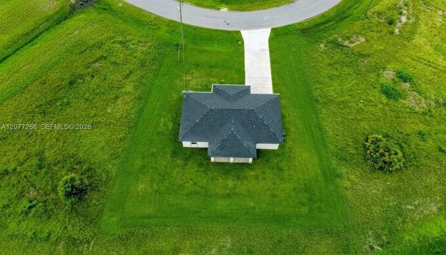 3 of 12 - 9019 E Crow Circle, LaBelle, FL