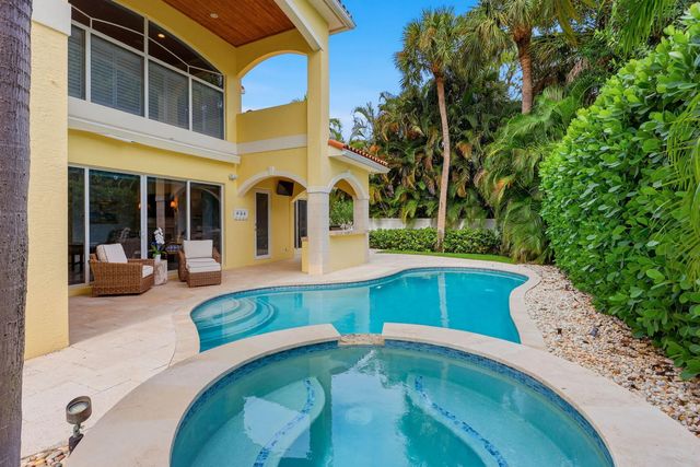 2 of 54 - 106 Nativa Circle, North Palm Beach, FL