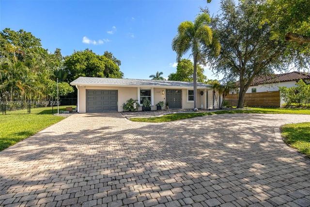 1223 Biltmore Drive, Fort Myers