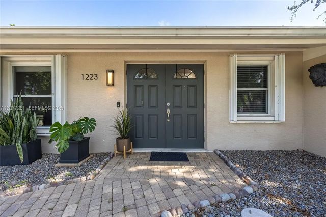 5 of 41 - 1223 Biltmore Drive, Fort Myers, FL