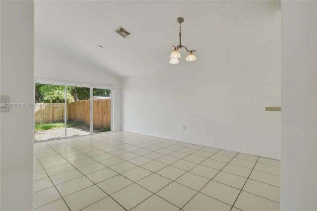 4 of 20 - 15969 Sw 2nd Street, Sunrise, FL