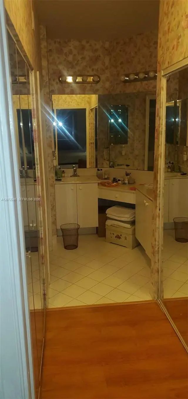 5 of 28 - 7775 Yardley Drive #211, Tamarac, FL