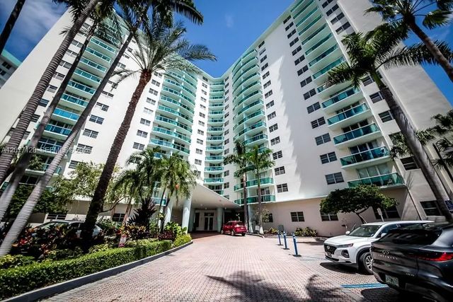 3801 S Ocean Drive #5a, Hollywood