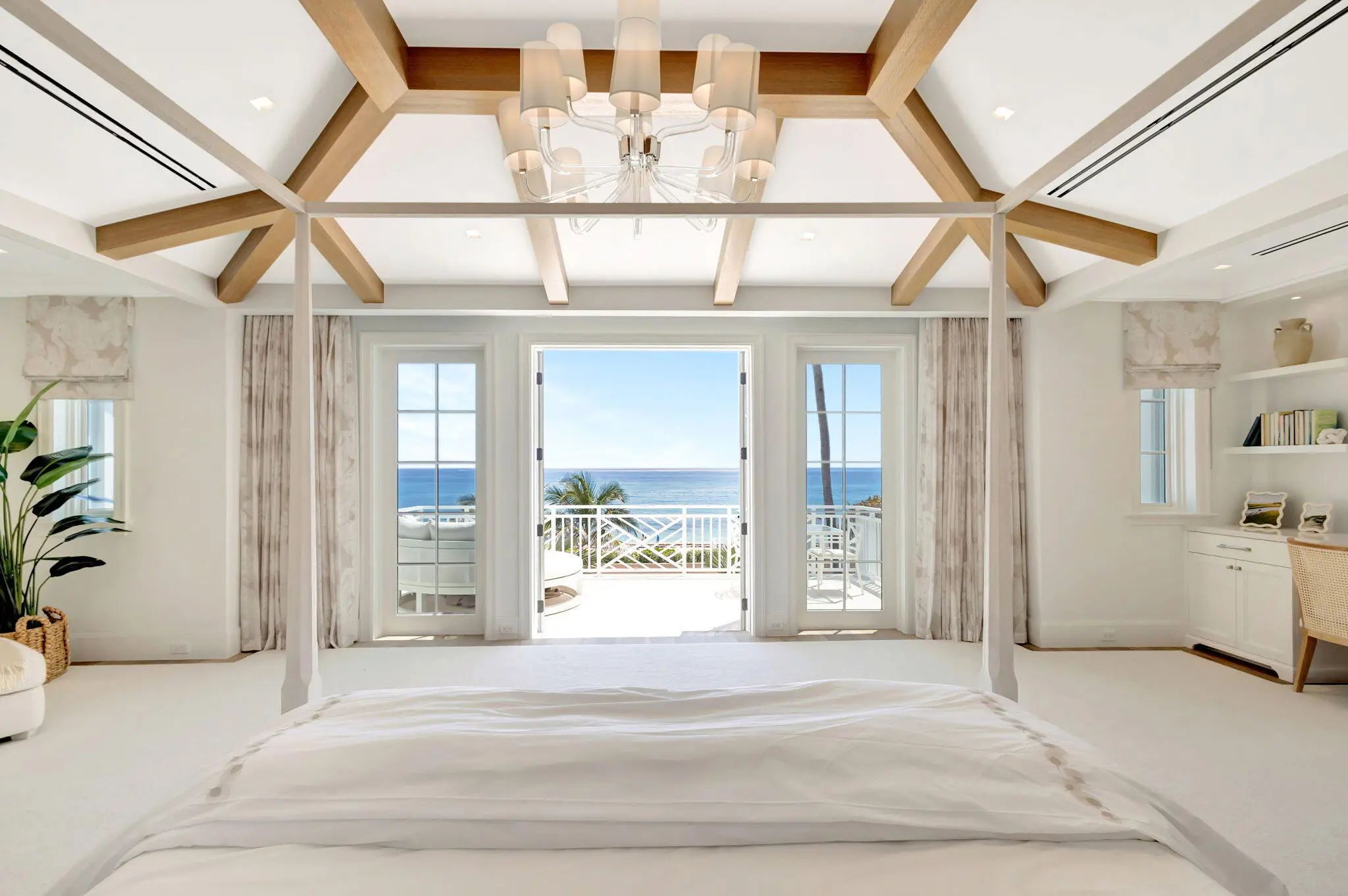 1540 S Ocean Boulevard, Palm Beach, FL, 33480
