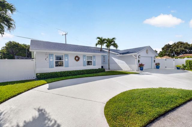 4010 Blue Sage Path, Boynton Beach