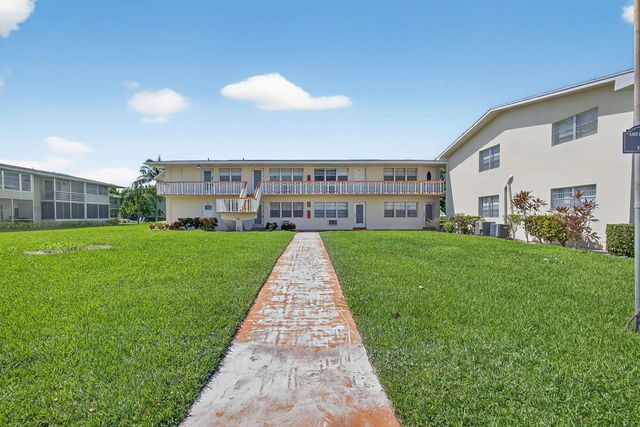 2 of 23 - 43 Easthampton B, West Palm Beach, FL