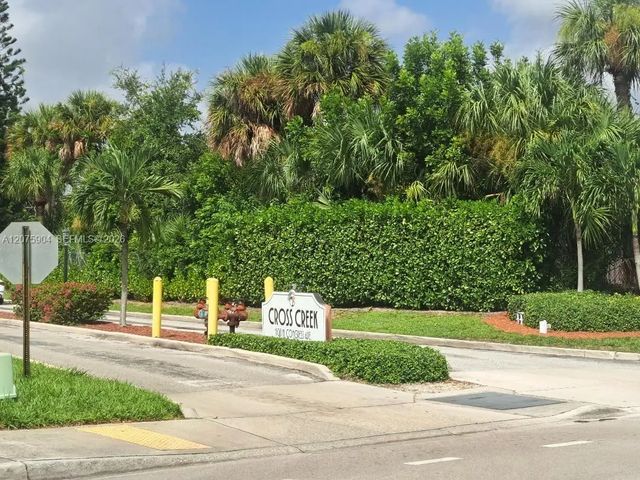 1500 N Congress Avenue #c18, West Palm Beach