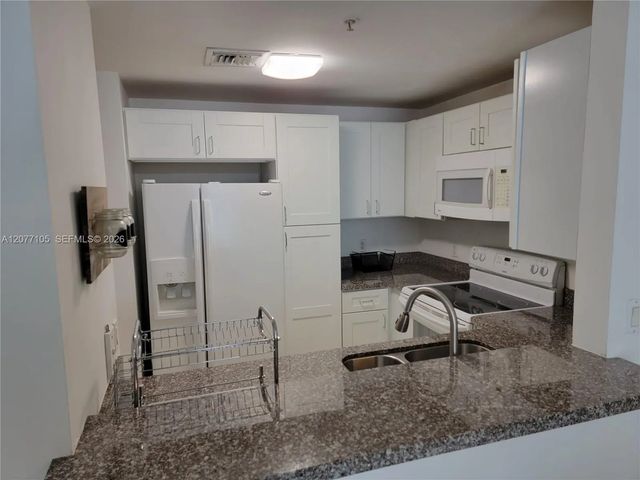 5 of 19 - 185 Se 14th Terrace #1101, Miami, FL