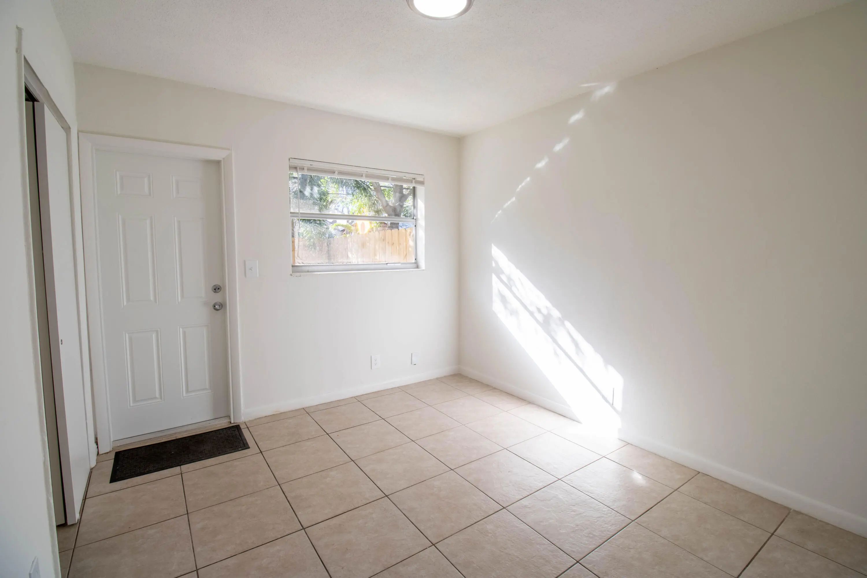 835 Sw 4th Street ##3, Fort Lauderdale