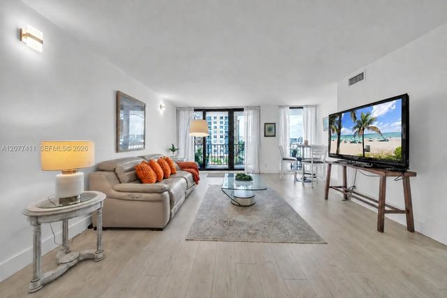 4 of 36 - 2401 S Ocean Drive #507, Hollywood, FL