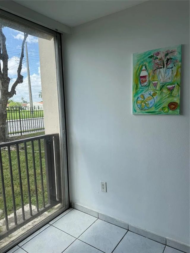 4 of 46 - 9401 Sw 4th Street #103, Miami, FL