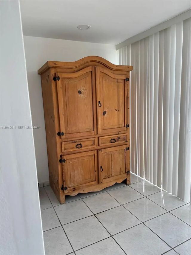 5 of 46 - 9401 Sw 4th Street #103, Miami, FL