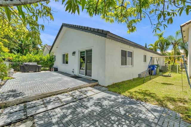 4 of 53 - 631 Sw 176th Avenue, Pembroke Pines, FL