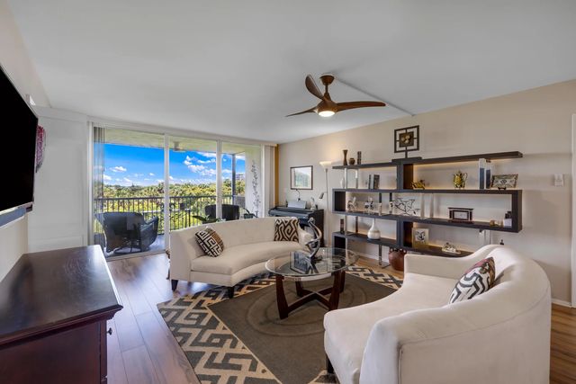 4 of 24 - 3960 Oaks Clubhouse Drive #504, Pompano Beach, FL