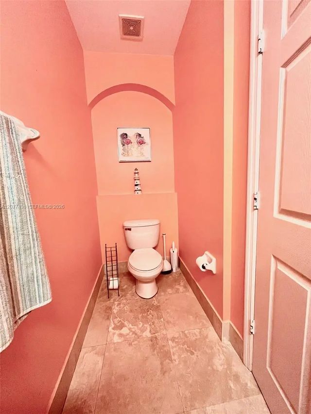 5 of 51 - 912 Ne 35th Avenue, Homestead, FL