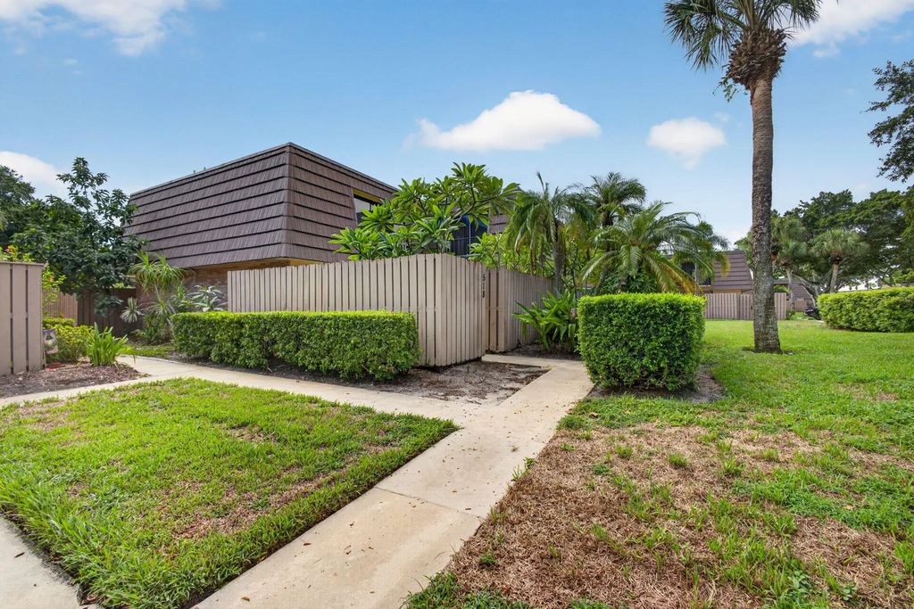 518 5th Court, Palm Beach Gardens