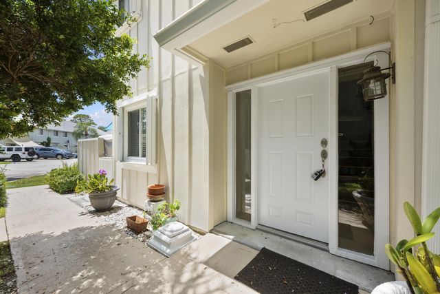 2 of 30 - 6151 Riverwalk Lane #unit 8, Jupiter, FL