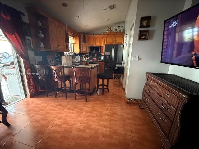 3 of 17 - 18230 Sw 142nd Place, Miami, FL