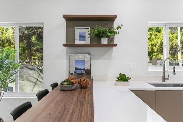 4 of 13 - 6141 Nw 1st Avenue, Miami, FL