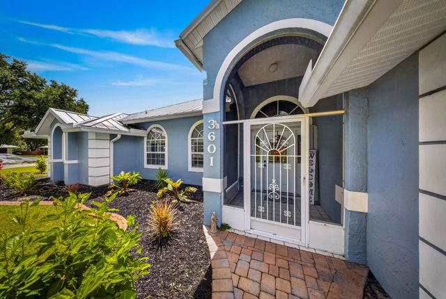 5 of 49 - 3601 Cottonwood Drive, Fort Pierce, FL