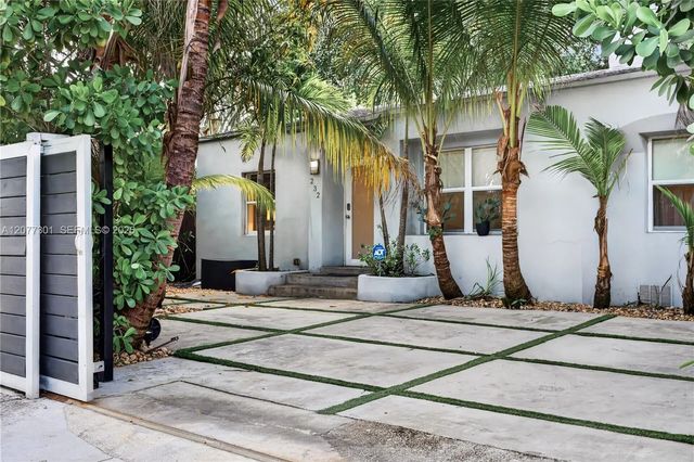 232 Nw 59th Street #232, Miami
