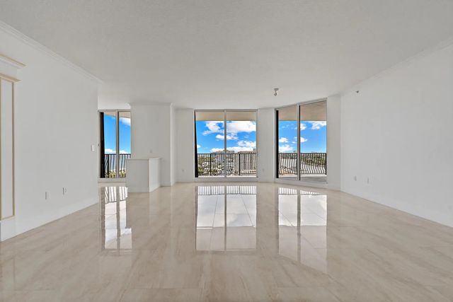 3 of 35 - 100 S Birch Road #1604, Fort Lauderdale, FL