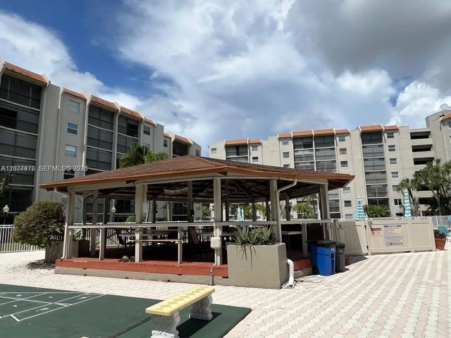3 of 49 - 3910 Inverrary Boulevard #603-b, Lauderhill, FL