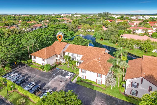 2 of 17 - 3451 Jog Park Drive, Greenacres, FL