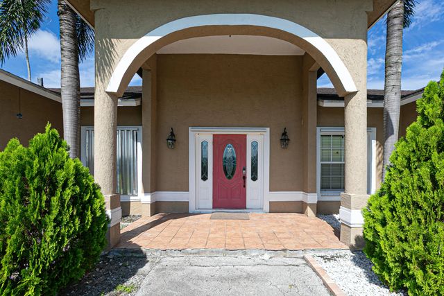 3 of 76 - 173 S Greenstar Avenue, Pahokee, FL
