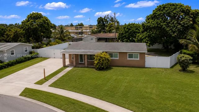 1225 Nw 192nd Street, Miami Gardens