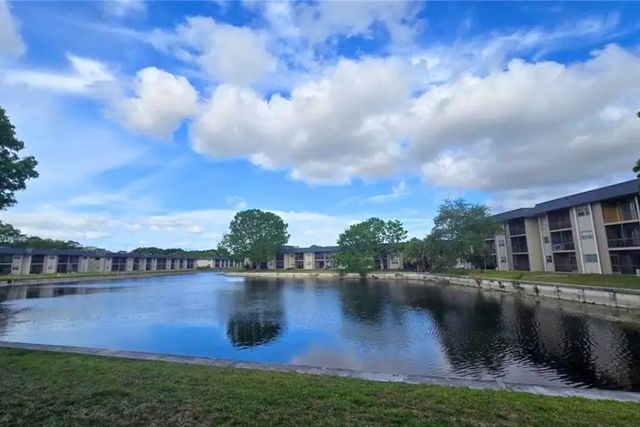 7801 Colony Circle S #106, Tamarac