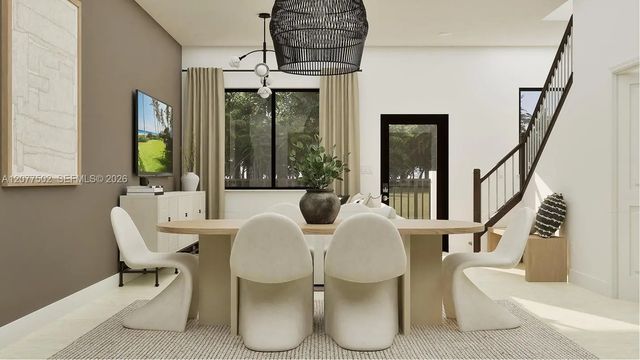 4 of 20 - 2412 Manor Way, Wilton Manors, FL