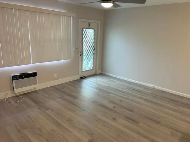 5 of 13 - 423 Markham T #423, Deerfield Beach, FL