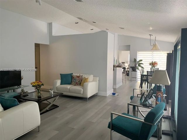 2 of 25 - 1477 Majesty Terrace, Weston, FL