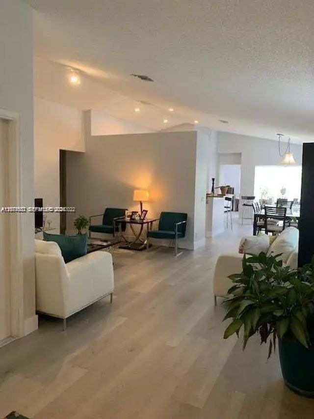 3 of 25 - 1477 Majesty Terrace, Weston, FL