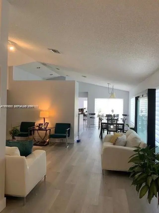 4 of 25 - 1477 Majesty Terrace, Weston, FL