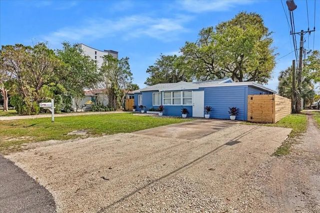 3 of 9 - 312 Se 23rd Street #1-2, Fort Lauderdale, FL