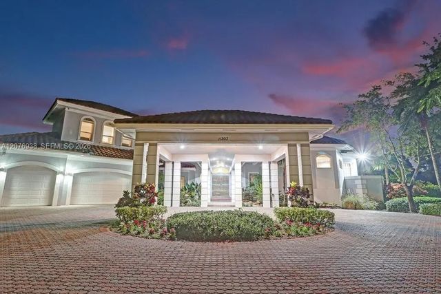 11203 Nw 9th Street, Plantation