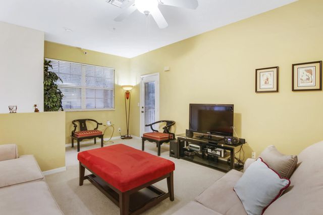 108 Lighthouse Circle #b, Tequesta