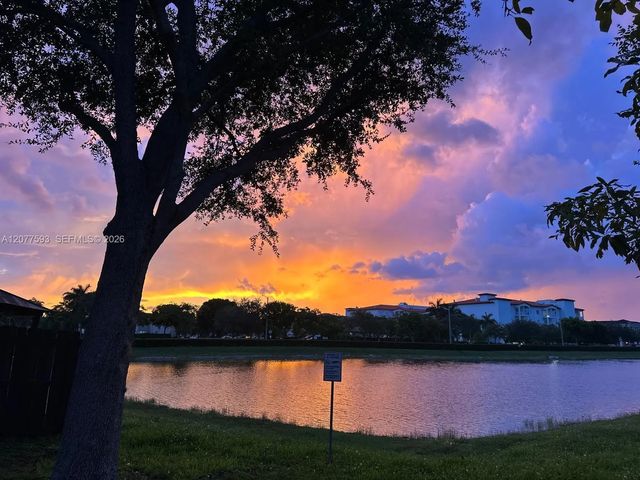 4 of 40 - 7940 Nw 108th Place, Doral, FL