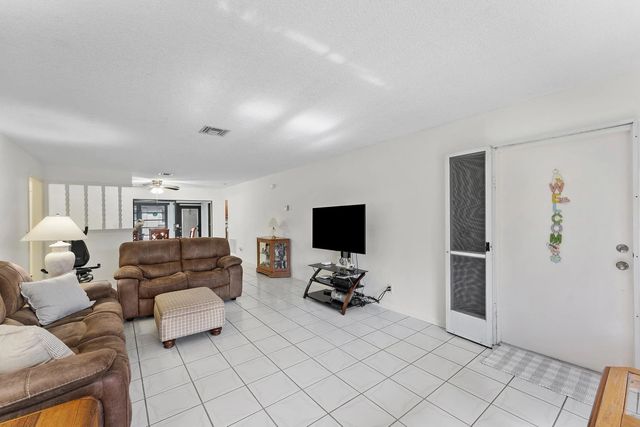 4 of 18 - 4903 Equestrian Circle #a, Boynton Beach, FL