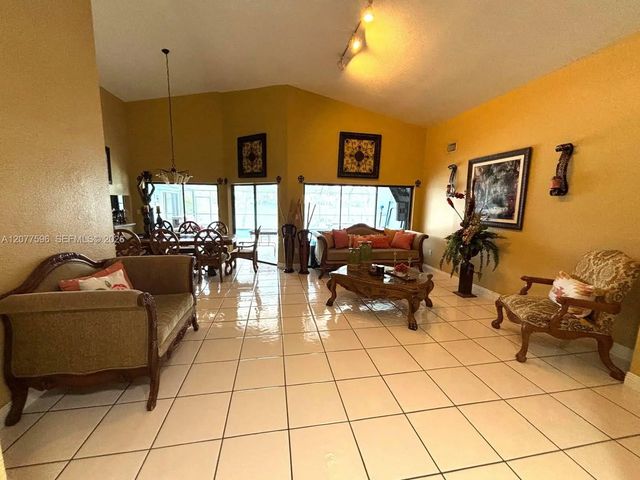 4 of 24 - 14629 Glencairn Road, Miami Lakes, FL