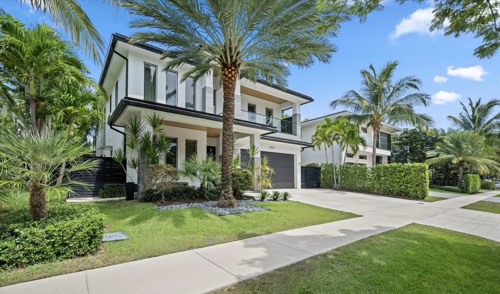 745 Park Drive W, Boca Raton