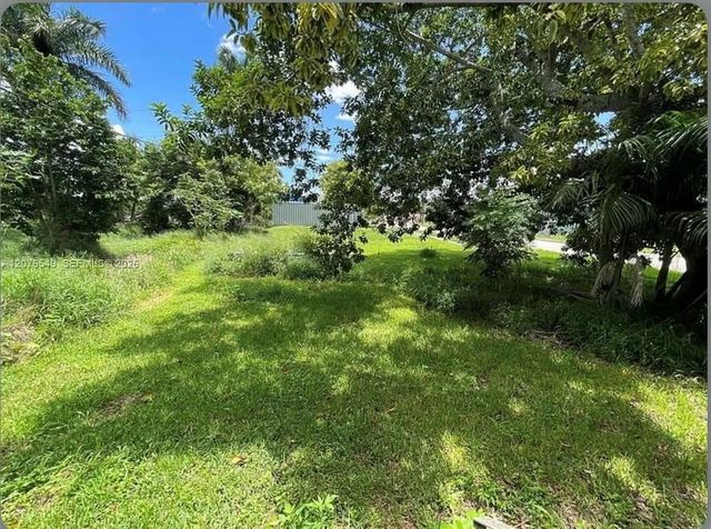 4 of 4 - 398 Cypress Avenue, Pahokee, FL